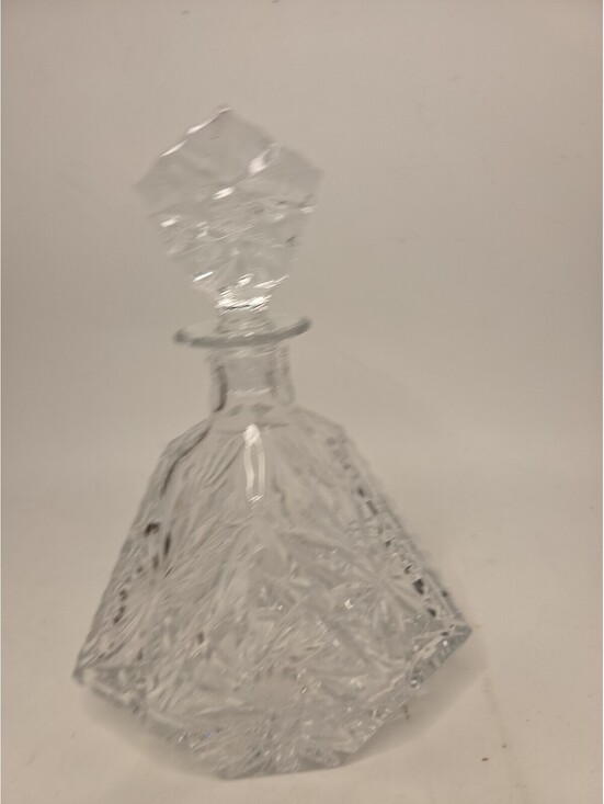 Godinger Other - Godinger Dublin Crystal Triangular Whiskey Decanter & Chevron Stopper 11" Heavy